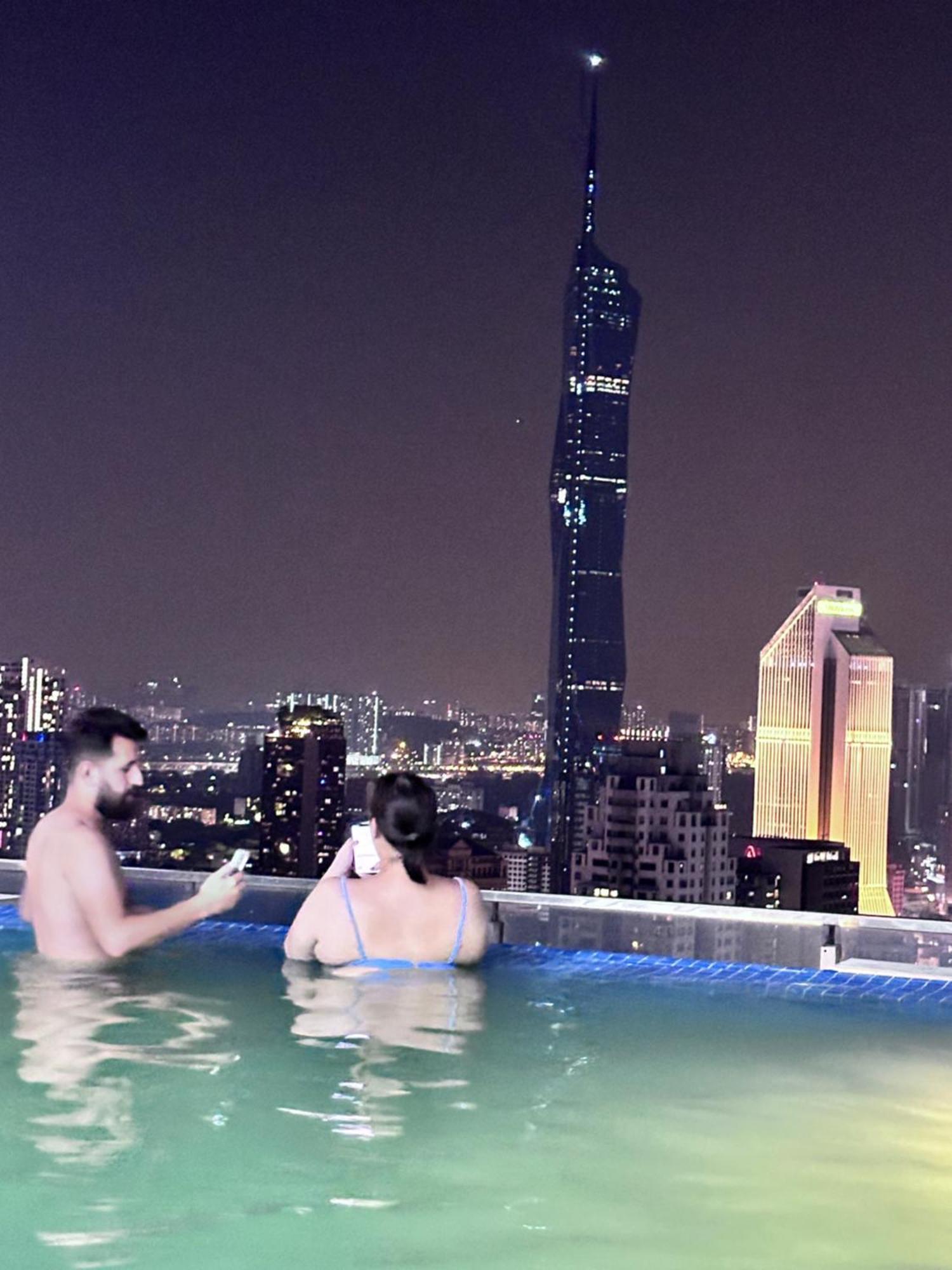 The Luxe Infinitum Klcc By Sahara Daire Kuala Lumpur Dış mekan fotoğraf
