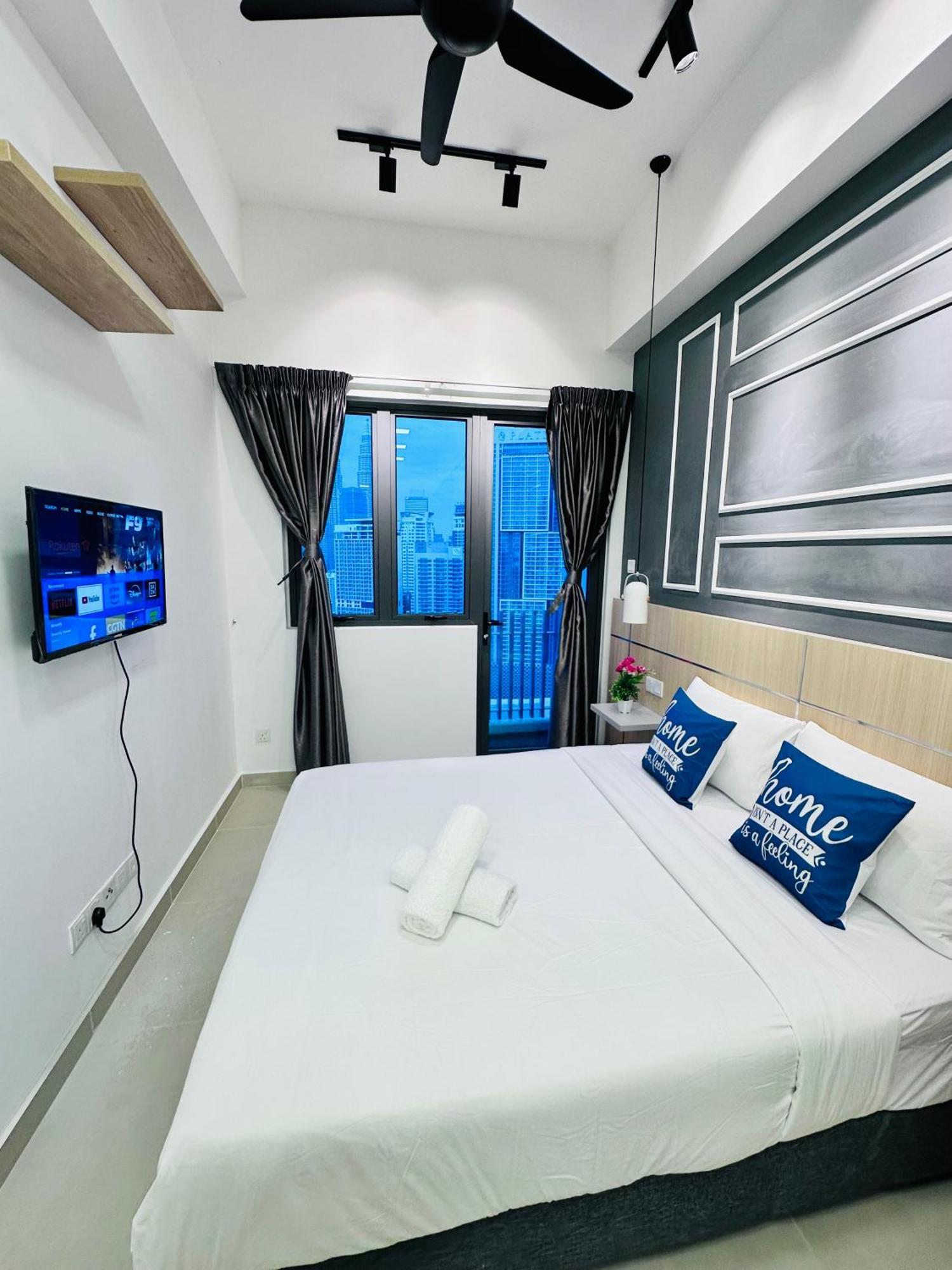 The Luxe Infinitum Klcc By Sahara Daire Kuala Lumpur Dış mekan fotoğraf